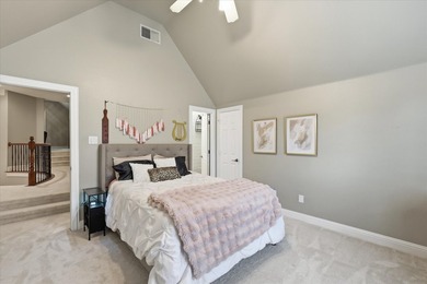 Perfectly positioned on the Bridlewood golf course, this - photo 24