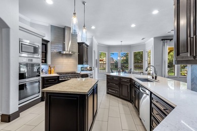 Welcome to this exquisite custom-built Carmen Homes masterpiece - photo 5
