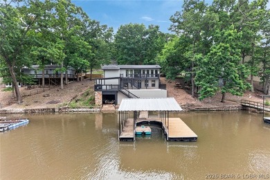 LAKE LIVING AT ITS FINEST! Spectacularly remodeled waterfront - photo 5
