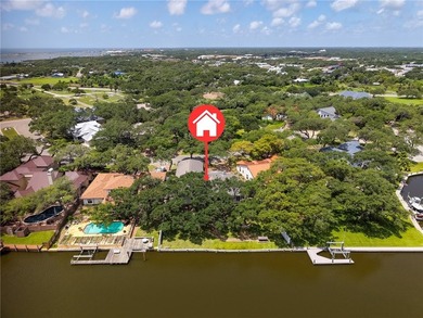 Welcome to this exceptional waterfront home in the highly - photo 35