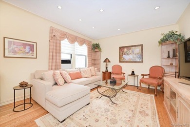 GREAT NECK PLAZA - Welcome to THE WINDSOR @ 21 Barstow Road // - photo 7