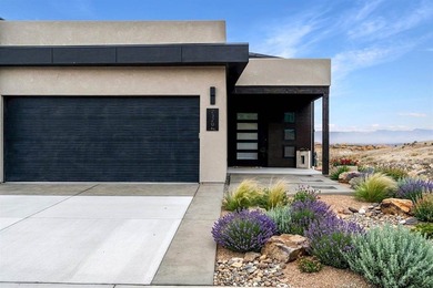 OPEN HOUSE 6/28 2-4pm Experience effortless luxury in one of - photo 1