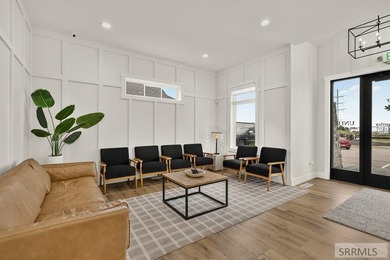 Exceptional opportunity to own a modern, professionally designed - photo 10
