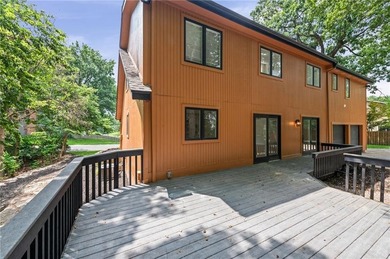 Beautiful modern home that has been completely updated with - photo 21