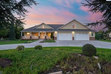 Columbia River Home Sale Pending in Pasco Washington