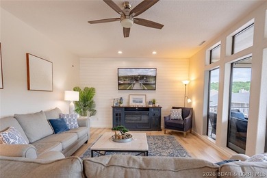 Beautifully updated top floor end unit at Lazy Days in Osage - photo 3