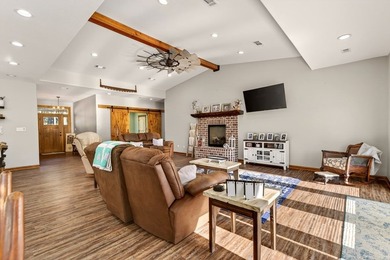 Welcome to your private retreat on beautiful sprawling acreage - photo 10