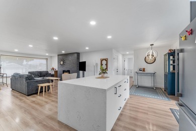 Columbia River Home For Sale in Pasco Washington