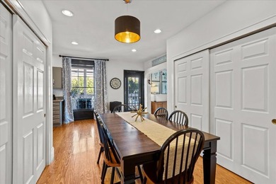 Own a charming, versatile piece of Florida history in the heart - photo 14
