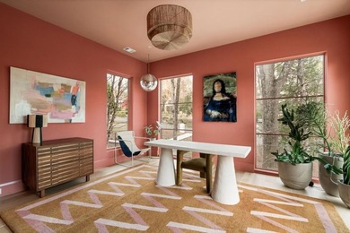 Some homes are designed to be seen. This one was designed to be - photo 17