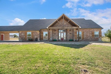 Lake Home For Sale in Ennis, Texas