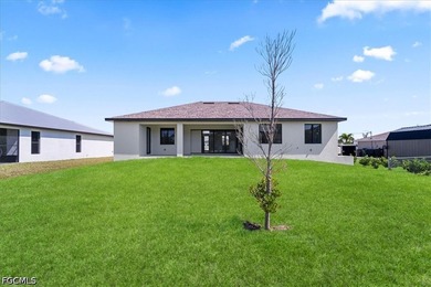 Welcome to this beautifully crafted home where modern luxury - photo 33