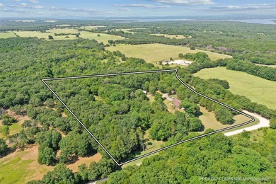 Experience refined country living at its finest in this - photo 38