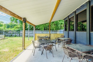 An exceptional opportunity to own both a successful, established - photo 5