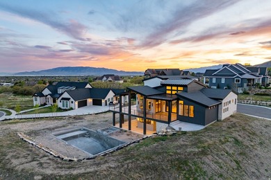 An absolute masterpiece custom home in one of the most - photo 42
