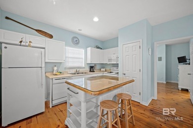 Unit 801 is a gorgeous, turnkey cottage just waiting for you and - photo 5