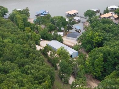 Lake life meets shop life with this unique shouse opportunity - photo 8