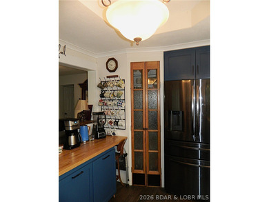 Private Four Seasons Retreat on Expansive Multi-Lot Property! - photo 7
