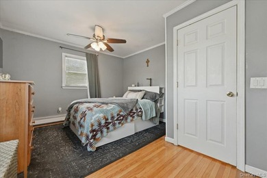 Step into comfort and style in this beautifully maintained - photo 20