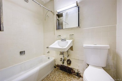This incredible *blank canvas* opportunity is tailor-made for a - photo 21