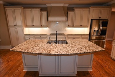 *RARE one-level custom home in Moores Mill Golf Club!* Built by - photo 23