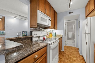 Enjoy easy downtown living in this beautifully maintained - photo 8