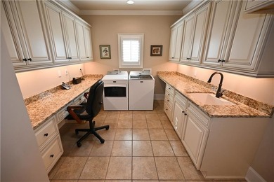 *RARE one-level custom home in Moores Mill Golf Club!* Built by - photo 45