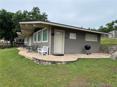 Rare waterfront INVESTMENT OPPORTUNITY with proven vacation - photo 2