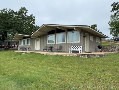 Rare waterfront INVESTMENT OPPORTUNITY with proven vacation - photo 3