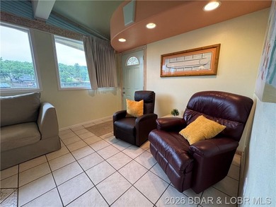 Rare waterfront INVESTMENT OPPORTUNITY with proven vacation - photo 9