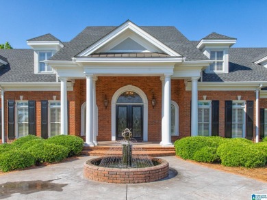 Exquisite custom-built estate designed by Stephen Fuller on 3.32