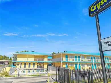Independent Economy Hotel. Exceptional Location, Prime - photo 3