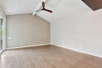 RARELY DOES A PROPERTY OF THIS CALIBER BECOME AVAILABLE AT THIS - photo 14
