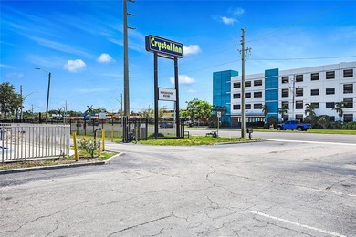 Independent Economy Hotel. Exceptional Location, Prime - photo 4