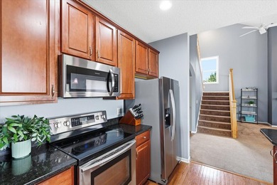 Welcome to this beautiful two-story home in the Copper Creek - photo 9