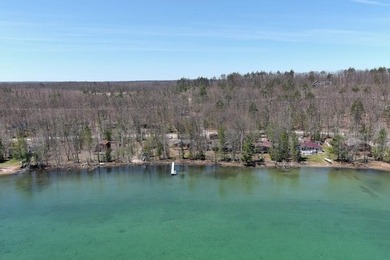 Beautiful Lakefront Ranch home on all-sport Ess Lake! Located on - photo 28