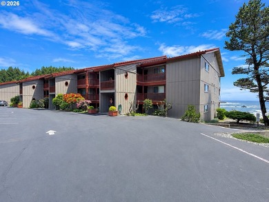 Oceanfront Living at Rainbow Rock! Experience breathtaking - photo 1