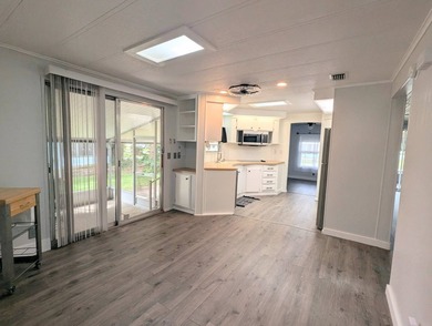 This move-in ready, fully remodeled, partially furnished - photo 7