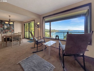Oceanfront Living at Rainbow Rock! Experience breathtaking - photo 8