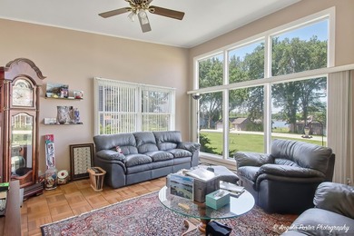 Most homes on this stretch of McHenry look out at the Fox River - photo 4