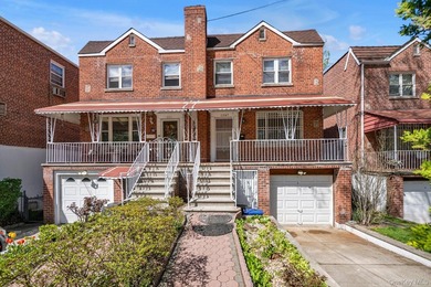 Welcome to this beautifully maintained and exceptionally bright - photo 1