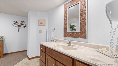 Welcome to this beautifully updated 3-bedroom, 2.5 bath - photo 19