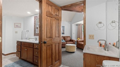 Welcome to this beautifully updated 3-bedroom, 2.5 bath - photo 20