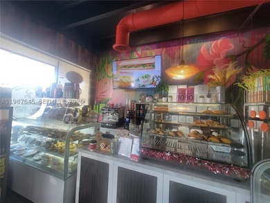 Are you ready to own a successful bakery and coffee shop? This - photo 3
