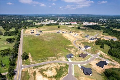 Welcome to East Village in Greenwood, Arkansas, where timeless - photo 3