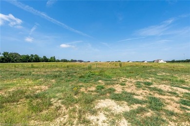 Welcome to East Village in Greenwood, Arkansas, where timeless - photo 7