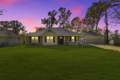 Immaculate Home with 145' Waterfront on Lake Livingston SOLD - photo 26