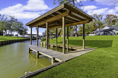 Immaculate Home with 145' Waterfront on Lake Livingston SOLD - photo 23