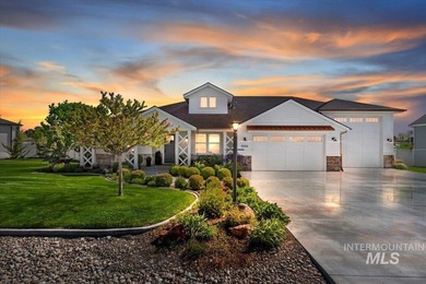 Don't miss this 2018 Parade Home, built by Vantage Homes with - photo 1
