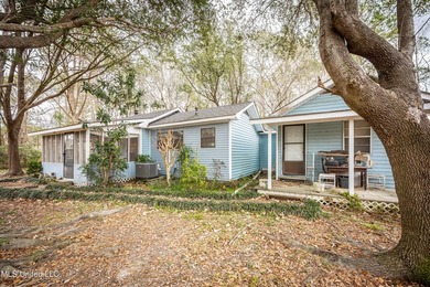 Discover exceptional potential with this 3 bedroom, 2 bath home - photo 11